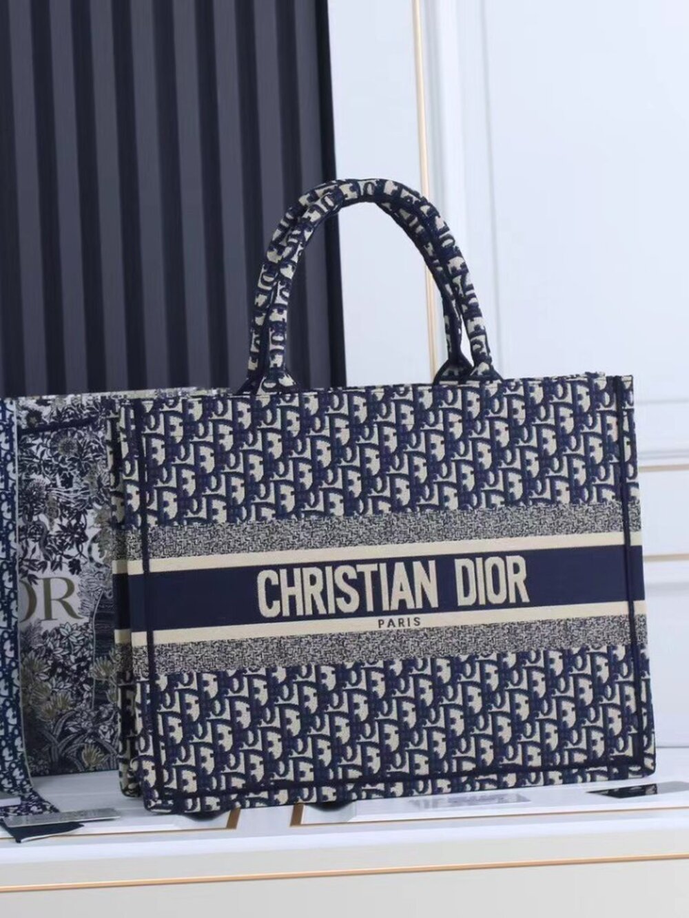 🏚️LARGE DIOR BOOK TOTE Blue Dior Oblique Embroidery
